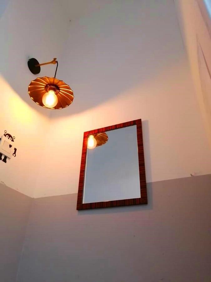 Sungai Ujong Home Stay ジョージタウン エクステリア 写真