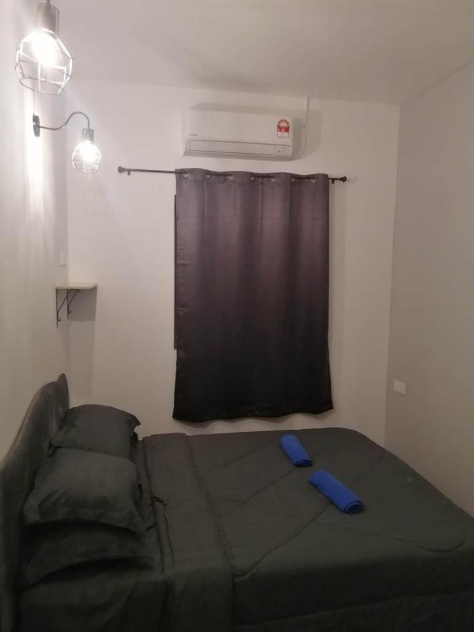 Sungai Ujong Home Stay ジョージタウン エクステリア 写真