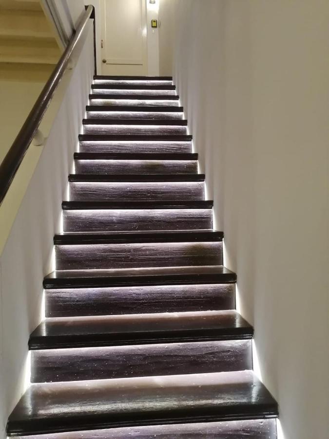 Sungai Ujong Home Stay ジョージタウン エクステリア 写真